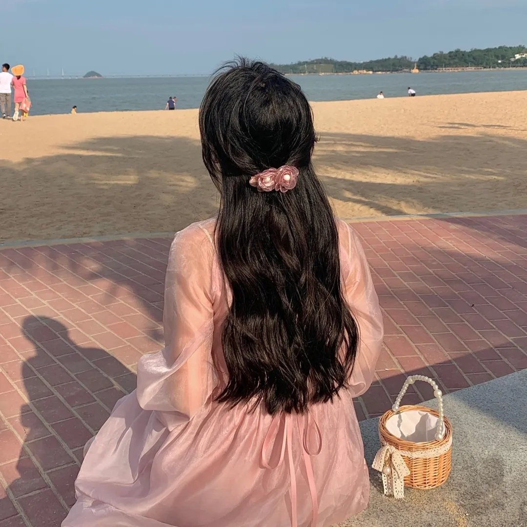 美女与纯情男